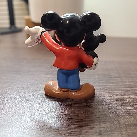 Disney Mickey Mouse Holding Baby Mickey Figurine Pre-Owned Vintage Collectible - Picture 4 of 6